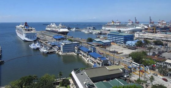Puerto de Manila, filipineas